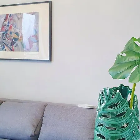 R O M A N T I C View By Kato *