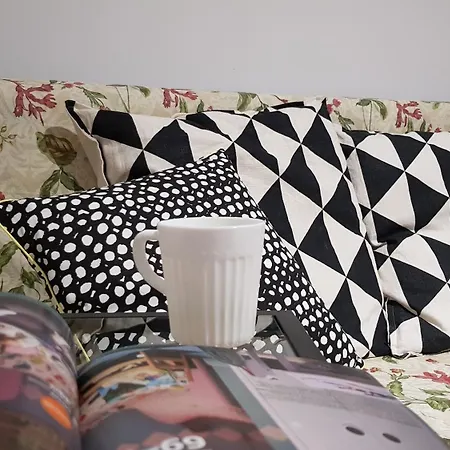 R O M A N T I C View By Kato *